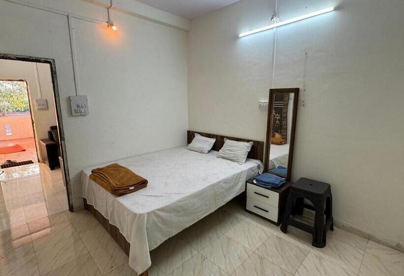Hotel Daulatabad Guest House