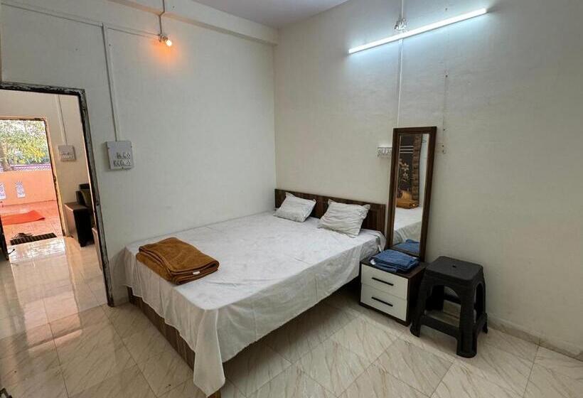Hotel Daulatabad Guest House