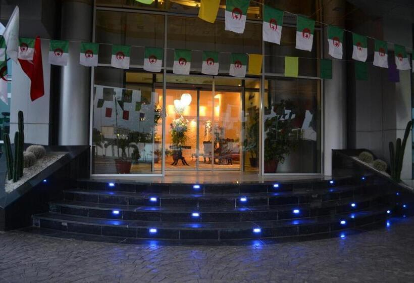 هتل De La Vallée