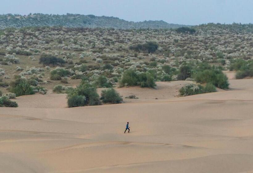 בית מלון כפרי Desert Trails Khuri
