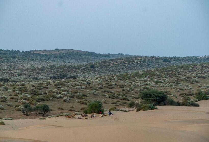 בית מלון כפרי Desert Trails Khuri