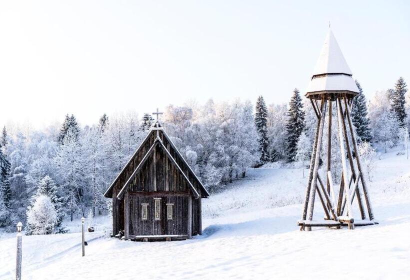 Отель Hållandsgården