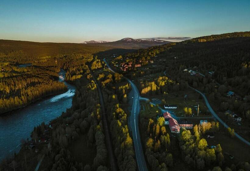 Отель Hållandsgården