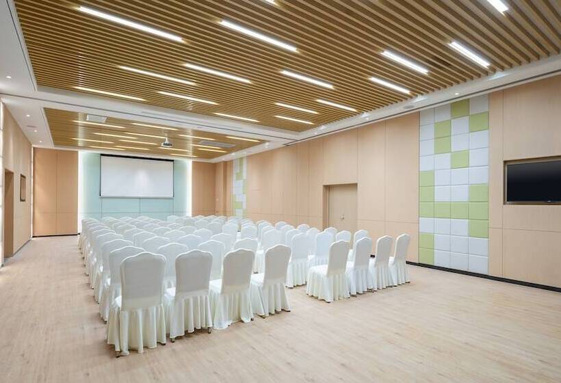 בית מלון כפרי Holiday Inn Express Weifang City Center, An Ihg