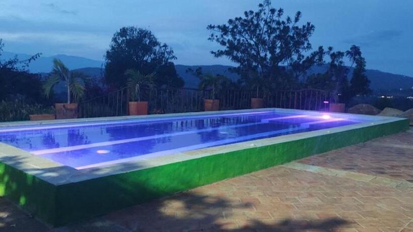 هتل Hospedaje Casa Grande Arbolito