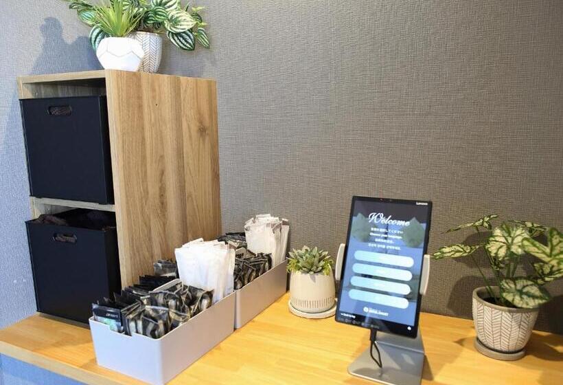 ホテル Kutekun   Vacation Stay 31439v