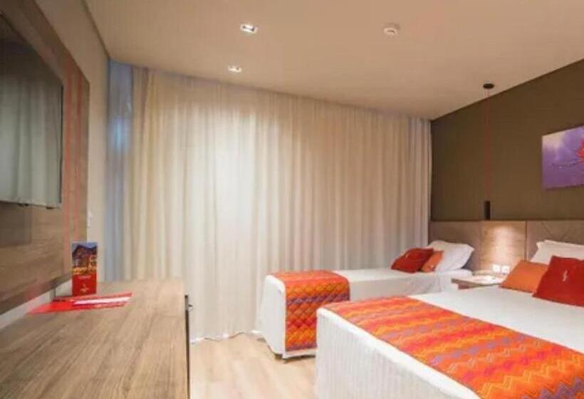 Quarto No Hotel Laghetto Stillo Da Borges