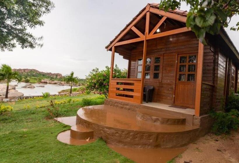 酒店 Leo Woods Hampi River View