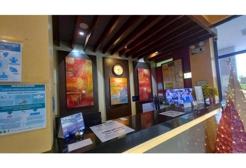 هتل Oyo 1037 Lendes Tourist Inn Main