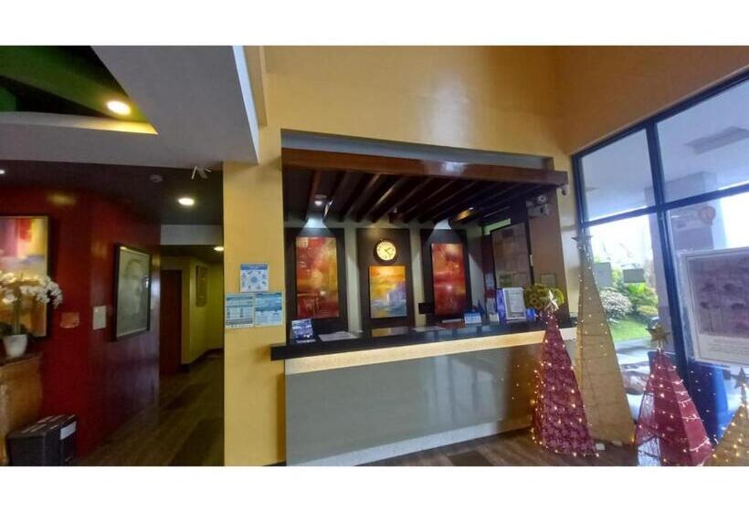 هتل Oyo 1037 Lendes Tourist Inn Main