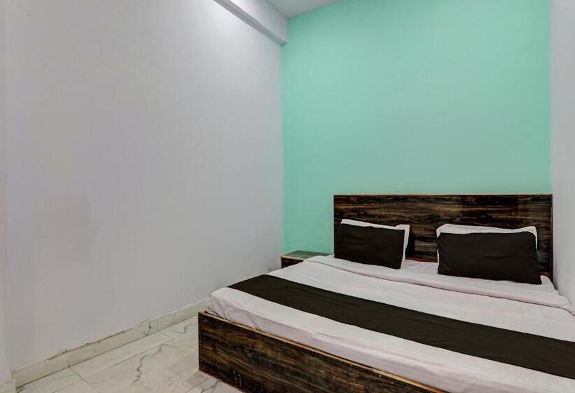 ホテル Oyo Flagship Prayag Bhagirathi