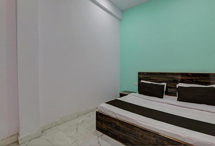 ホテル Oyo Flagship Prayag Bhagirathi