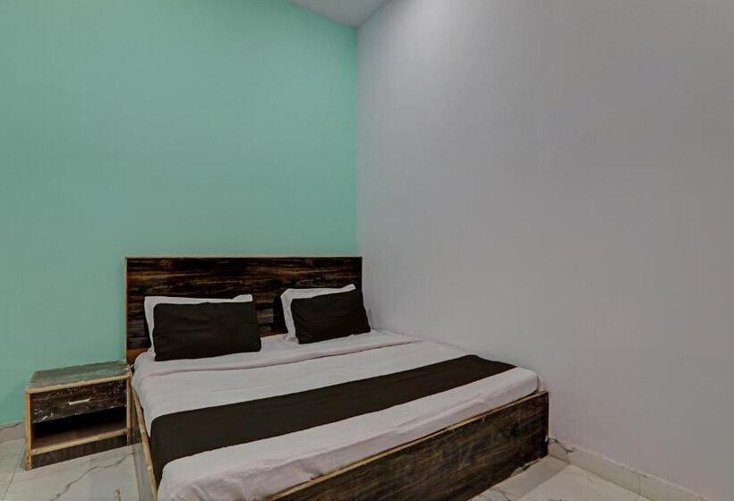 ホテル Oyo Flagship Prayag Bhagirathi