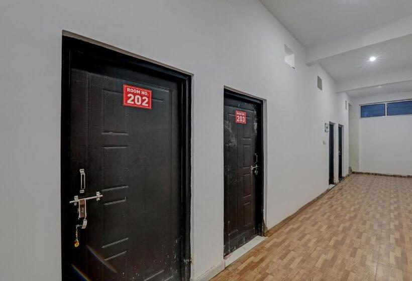 ホテル Oyo Flagship Prayag Bhagirathi