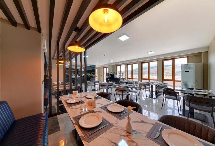 فندق Rest By Dedeman Karabük