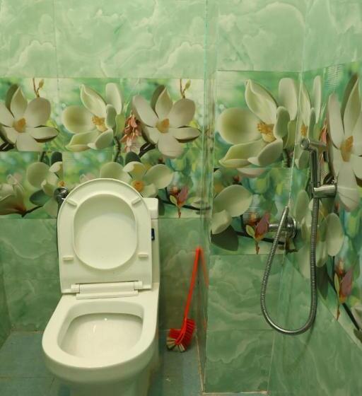 בית מלון כפרי Shivay Adventure