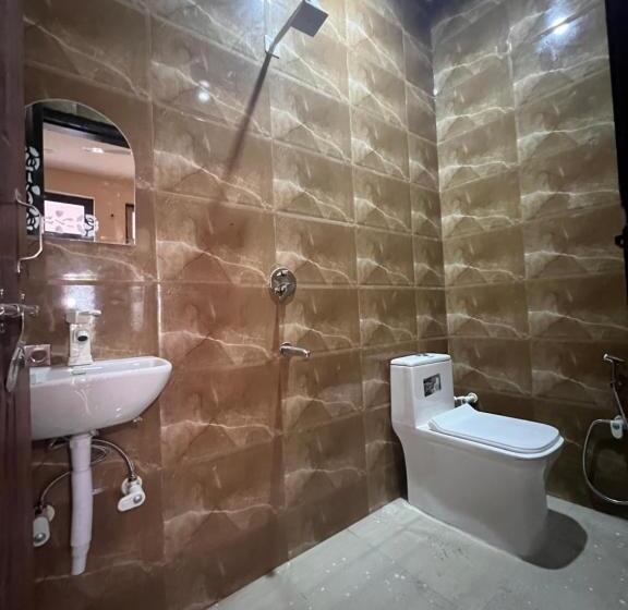 Отель Shree Laddo Gopal Dham