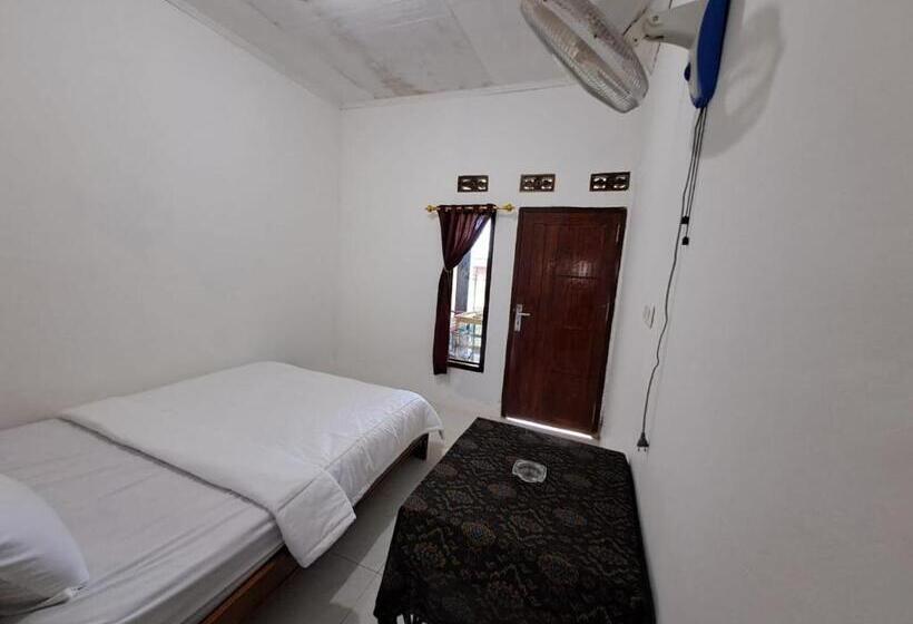 ホテル Spot On 93431 Pondok Sugie Syariah