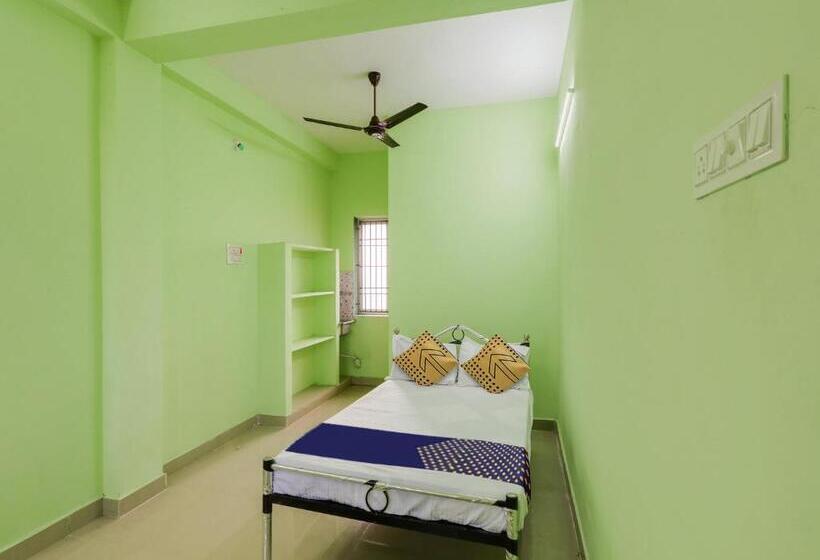 هتل Spot On The Green Park