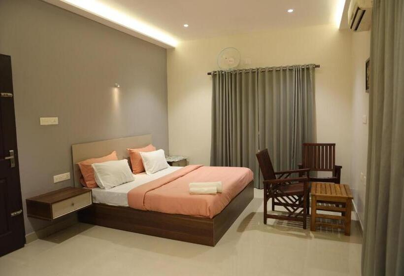 בית מלון כפרי Stayberries Hornbill Villa Athirappilly