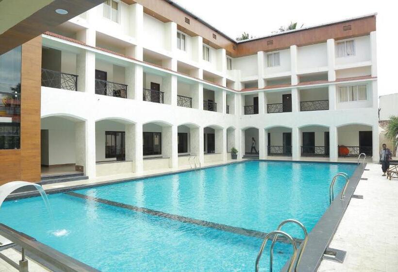 فندق The Riviera