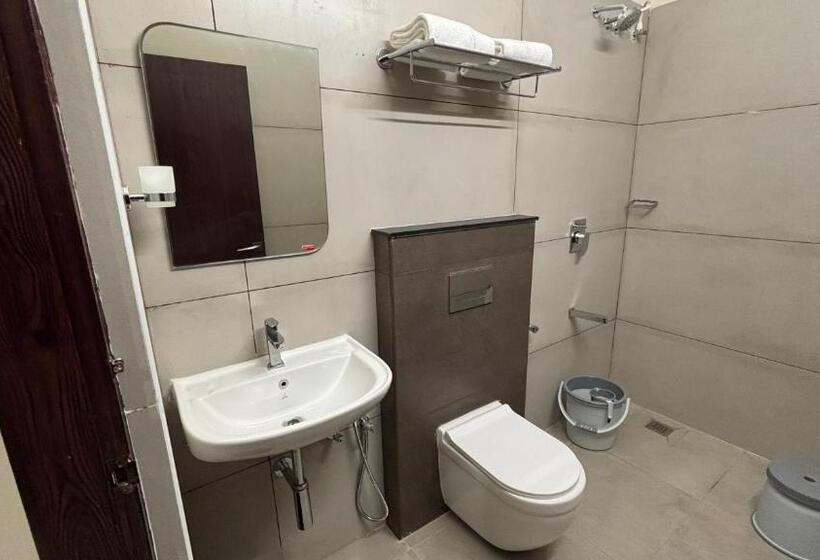 فندق The Riviera