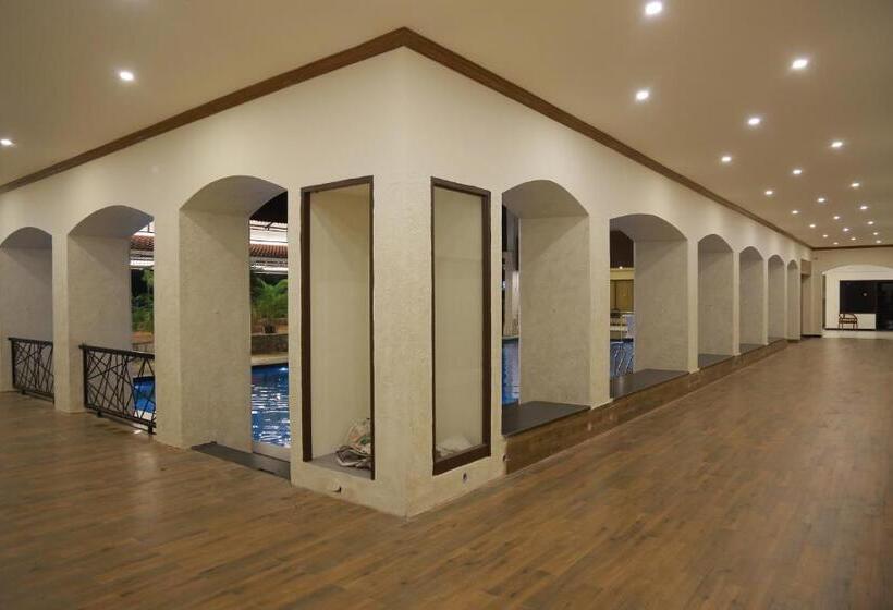 فندق The Riviera