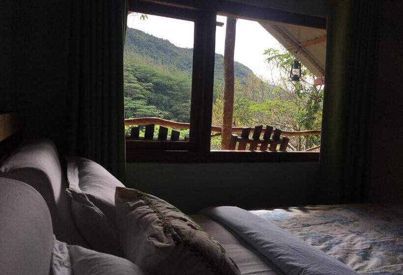 ホテル The Vintage Villa   Knuckles