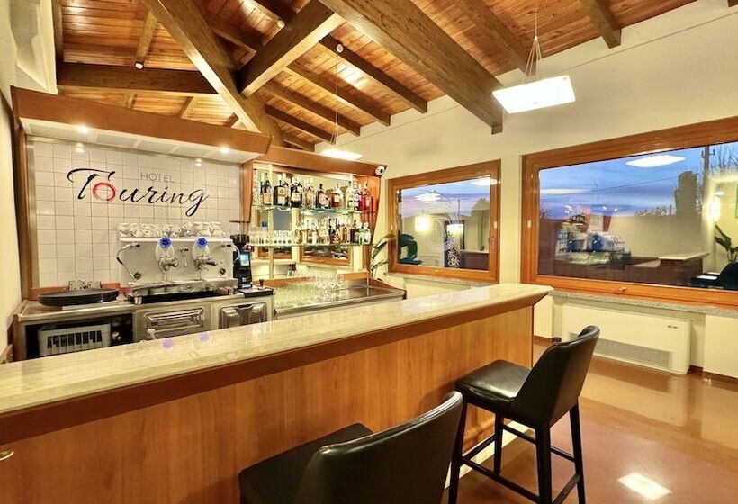 בית מלון כפרי Touring