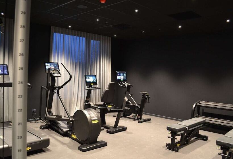 ホテル Tribe Milano Malpensa