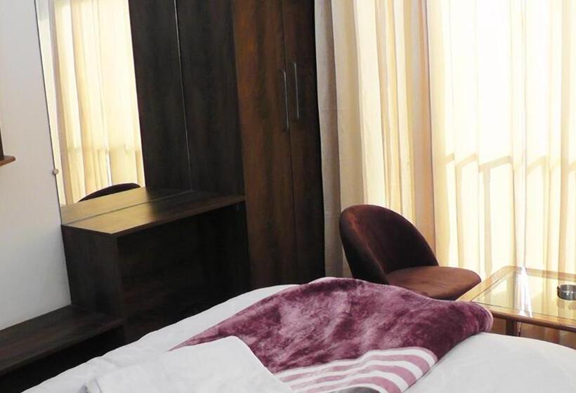 Отель Valley Royal In