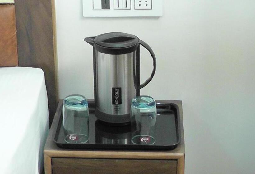 Отель Valley Royal In