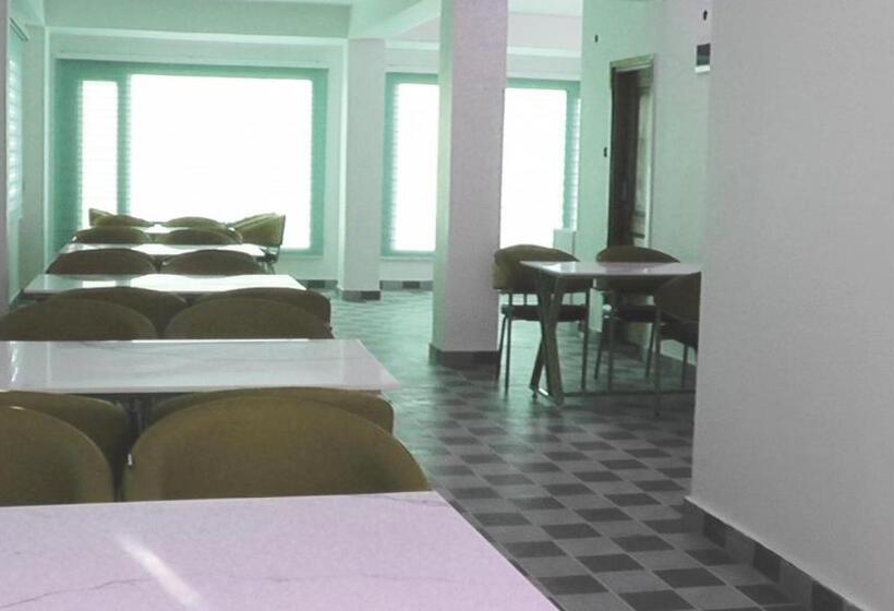 Отель Valley Royal In