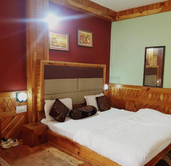 هتل Woodward Magique