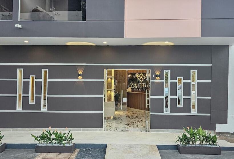 فندق Zafiro