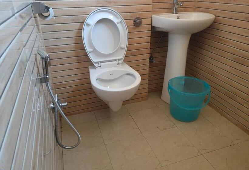 Khushi Hotel & Restaurant