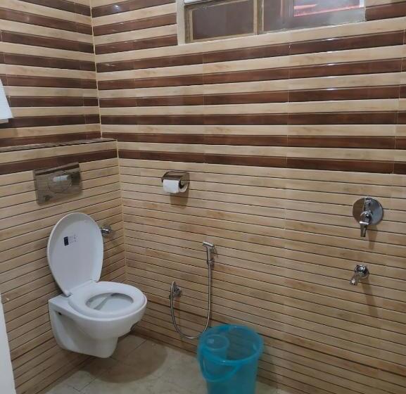 Khushi Hotel & Restaurant