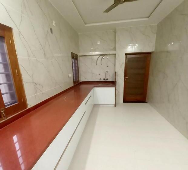 Mmr Luxurious Girls Pg & Hostel