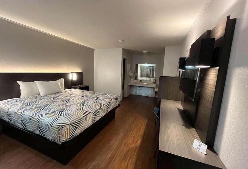 Motel 6 Junction, Tx Llano River