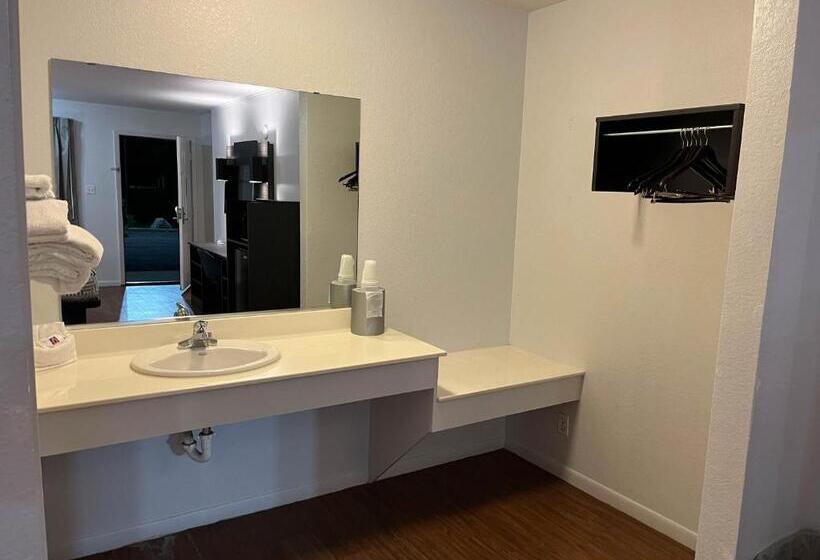 Motel 6 Junction, Tx Llano River