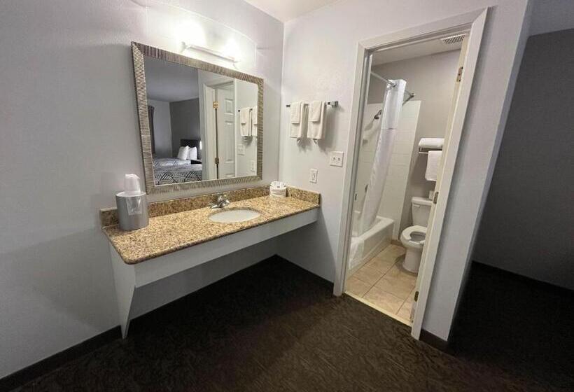 Motel 6 Junction, Tx Llano River