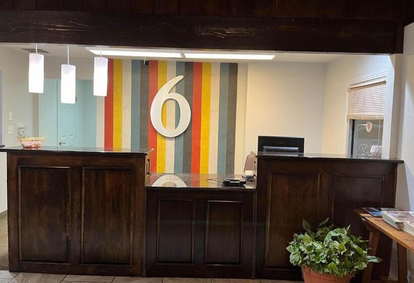 Motel 6 Junction, Tx Llano River