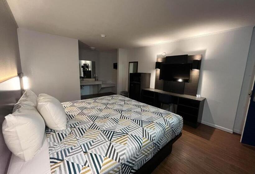 Motel 6 Junction, Tx Llano River