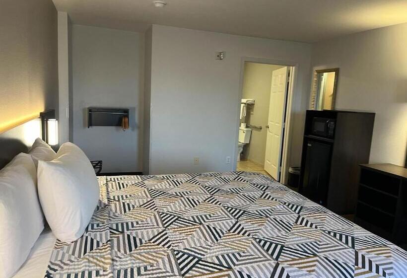 Motel 6 Junction, Tx Llano River