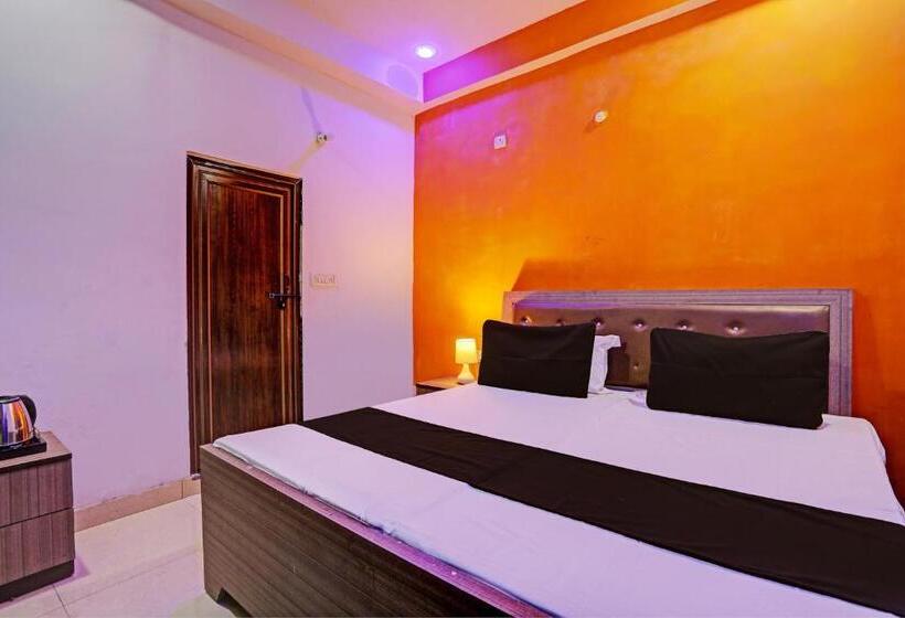 Oyo Flagship New Rajpoot Hotel Banquet