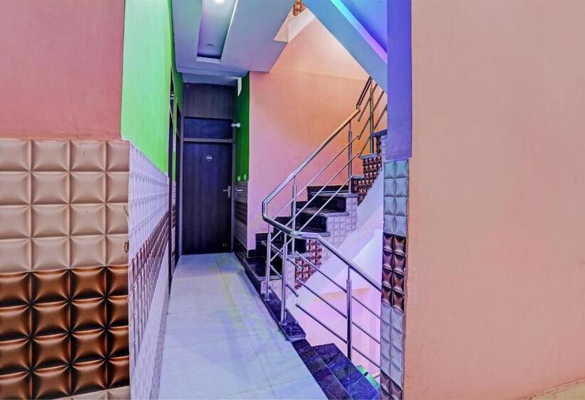 Oyo Flagship New Rajpoot Hotel Banquet