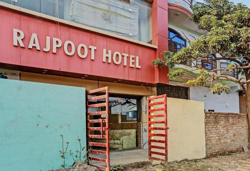 Oyo Flagship New Rajpoot Hotel Banquet