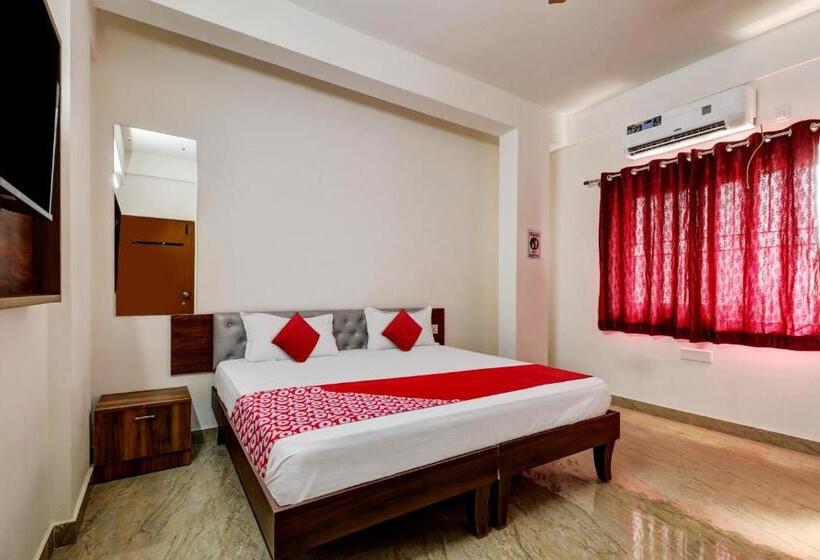 Oyo Hotel Aishwarya Comforts