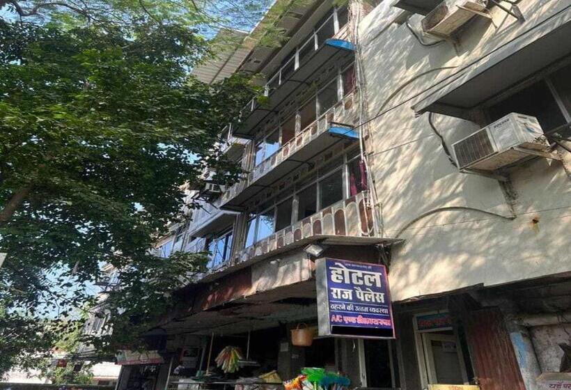 Oyo Hotel Raj Palace