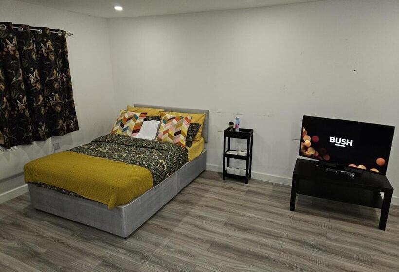 펜션 A Home In A Room